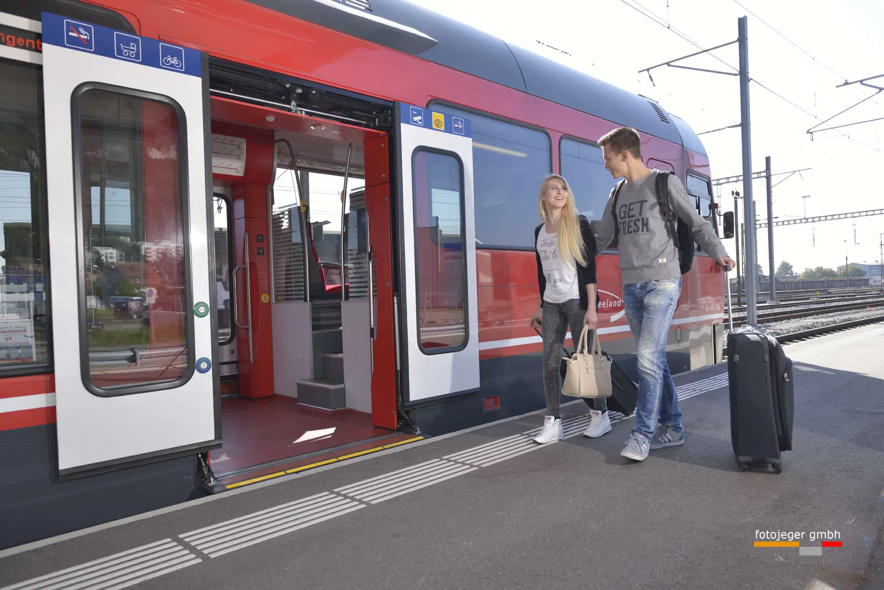 SCHWEIZ OENSINGEN BAHNHOF ASM