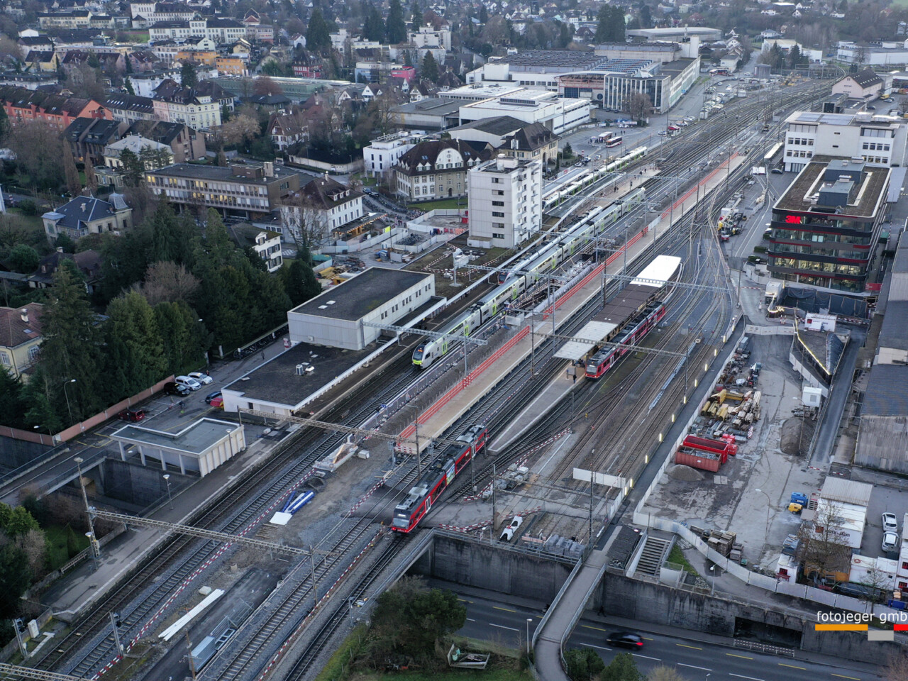 SCHWEIZ LANGENTHAL BAHNHOF UMBAU