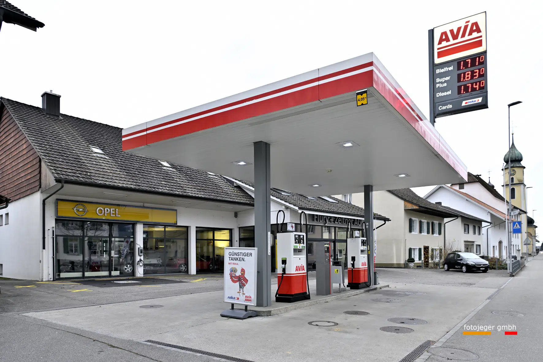 SCHWEIZ KESTENHOLZ AUTO STUDER AG