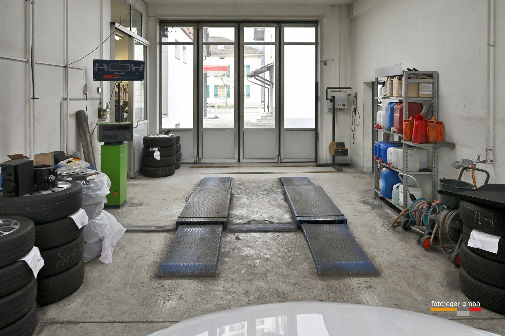 SCHWEIZ KESTENHOLZ AUTO STUDER AG